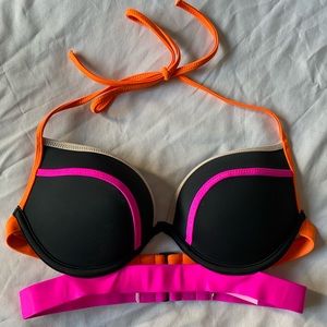 Victoria’s Secret bikini top